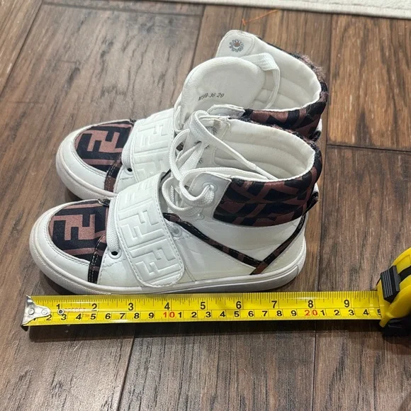 Fendi Kids High-Top Sneakers - Picture 6 of 6